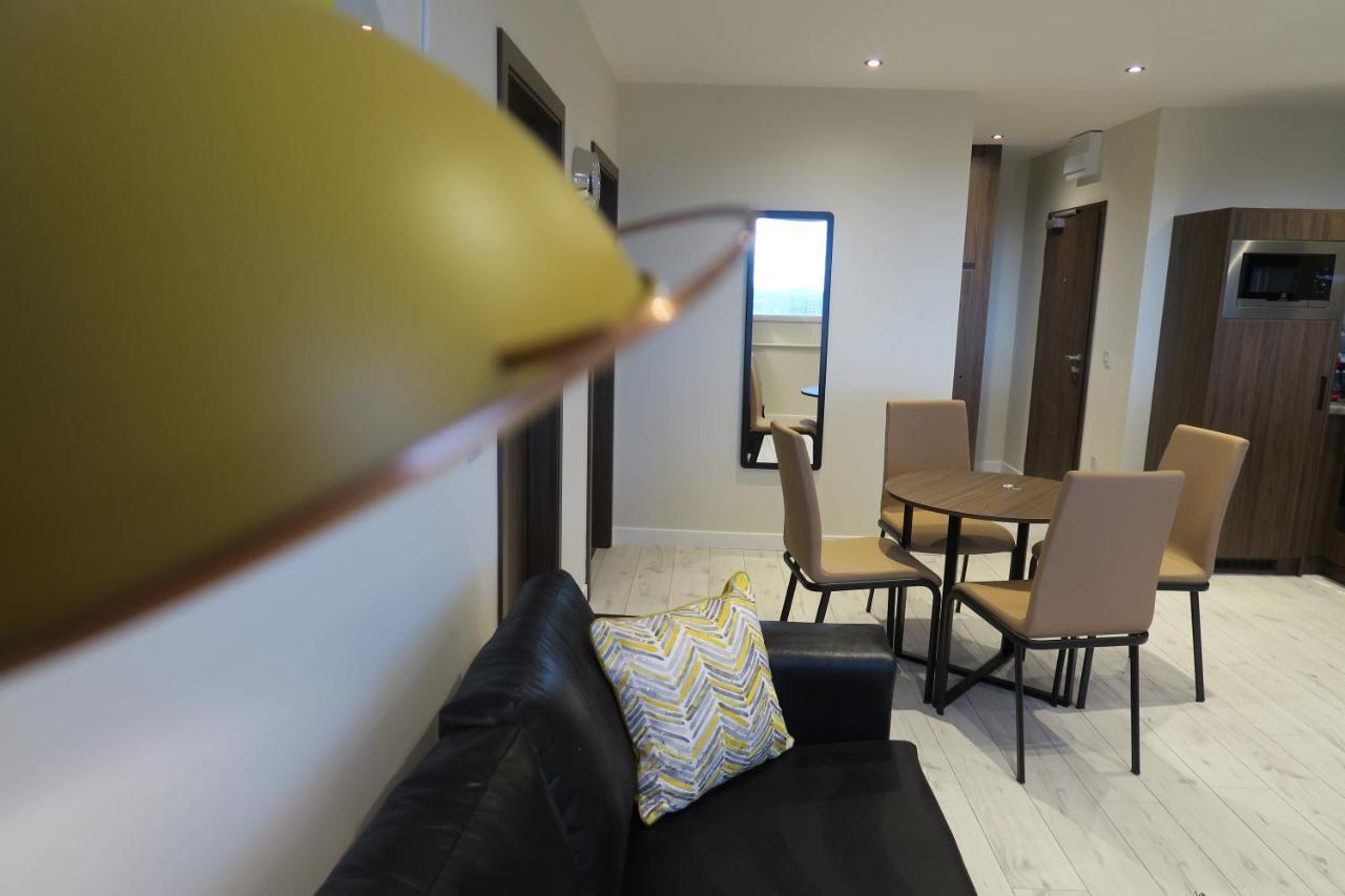 Quay Apartments Clarence House Нюпорт Екстериор снимка
