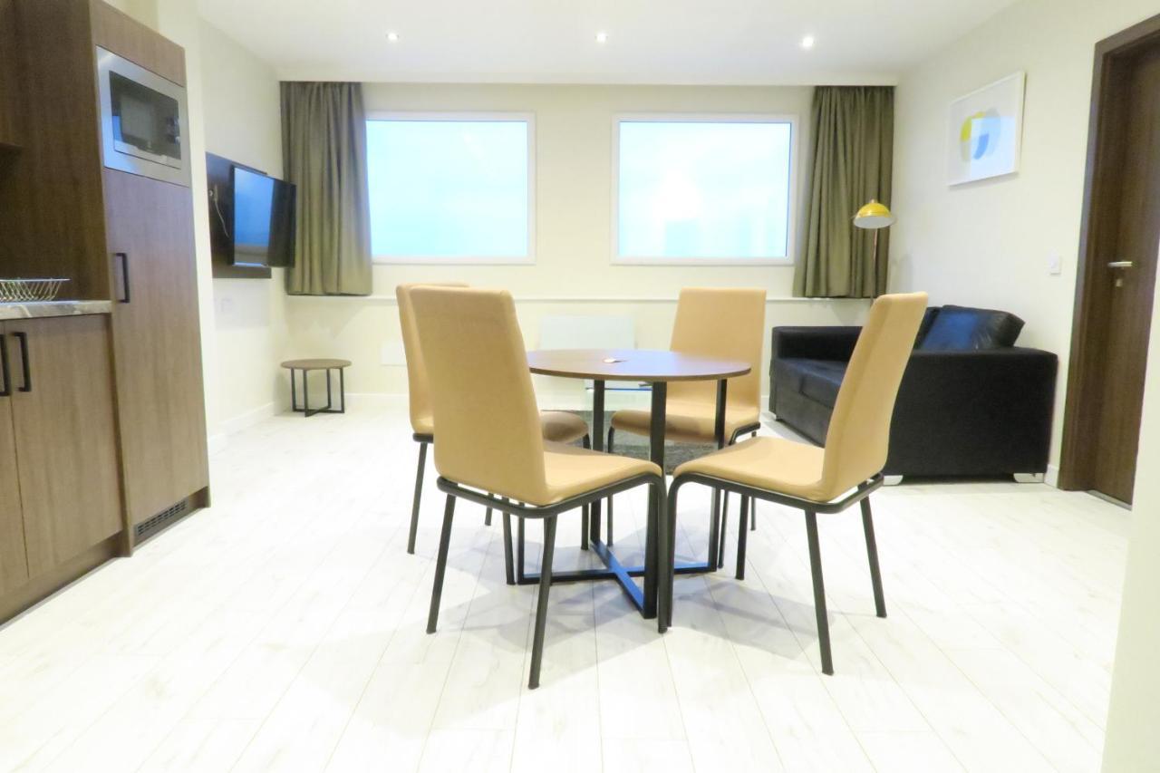 Quay Apartments Clarence House Нюпорт Екстериор снимка